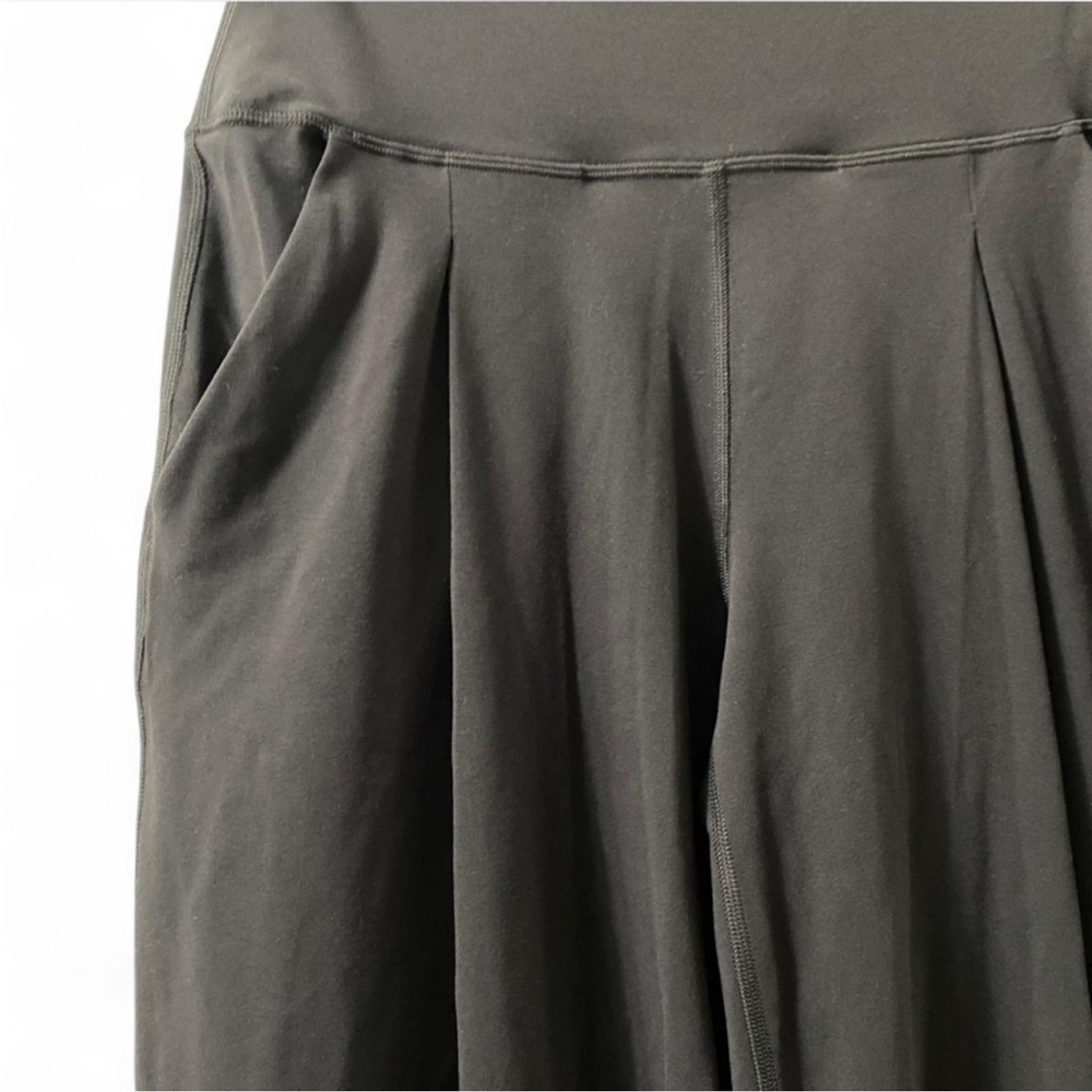 lululemon athletica Black Wide Leg Pants - Picture 6 of 8